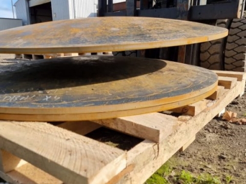 Dome pressed mild steel thick plate